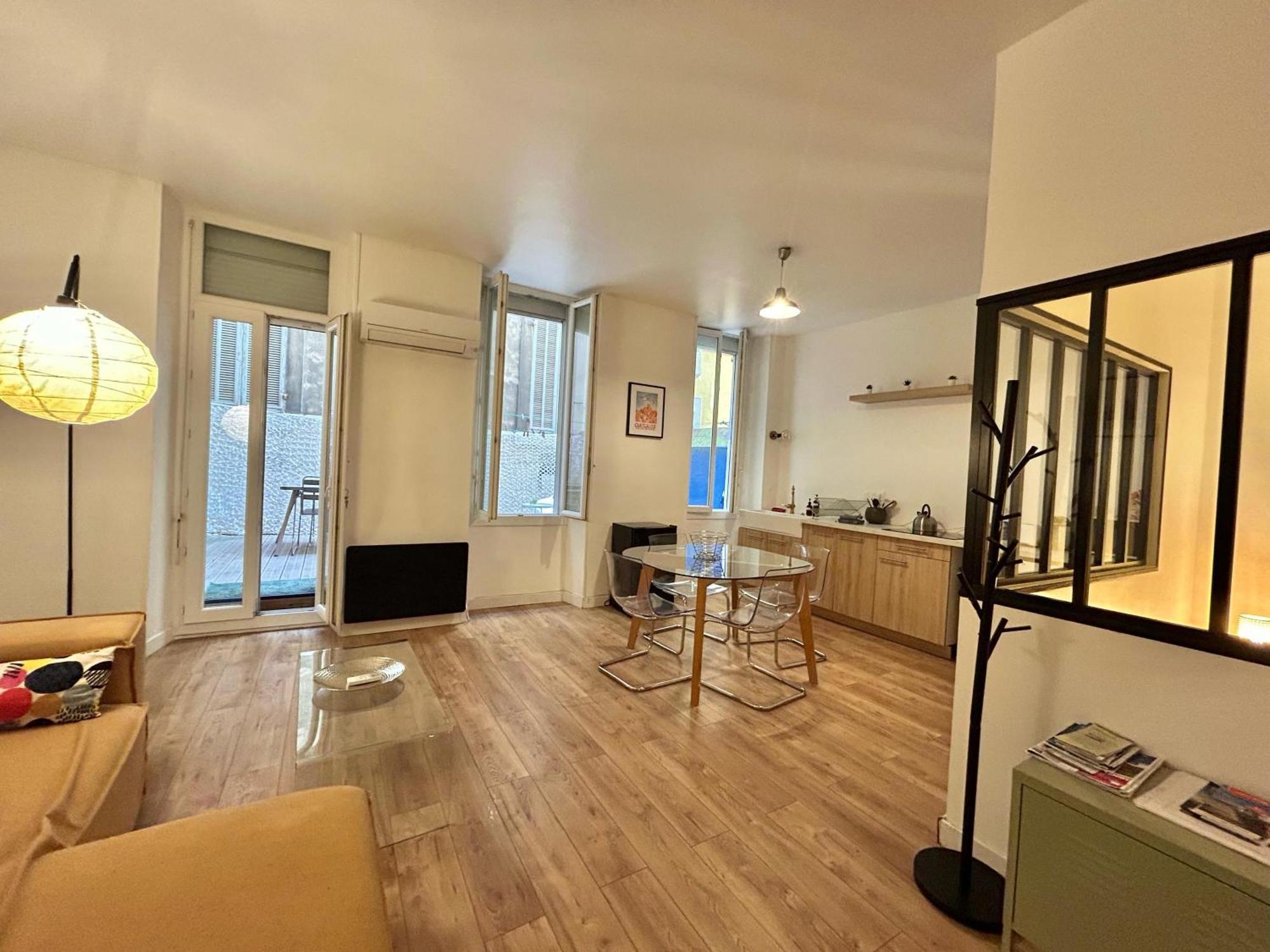 Chez Marie Et Romain- Appartement De Charme Au Coeur De La Joliette Proche Panier Centre Ville Marseille Eksteriør billede