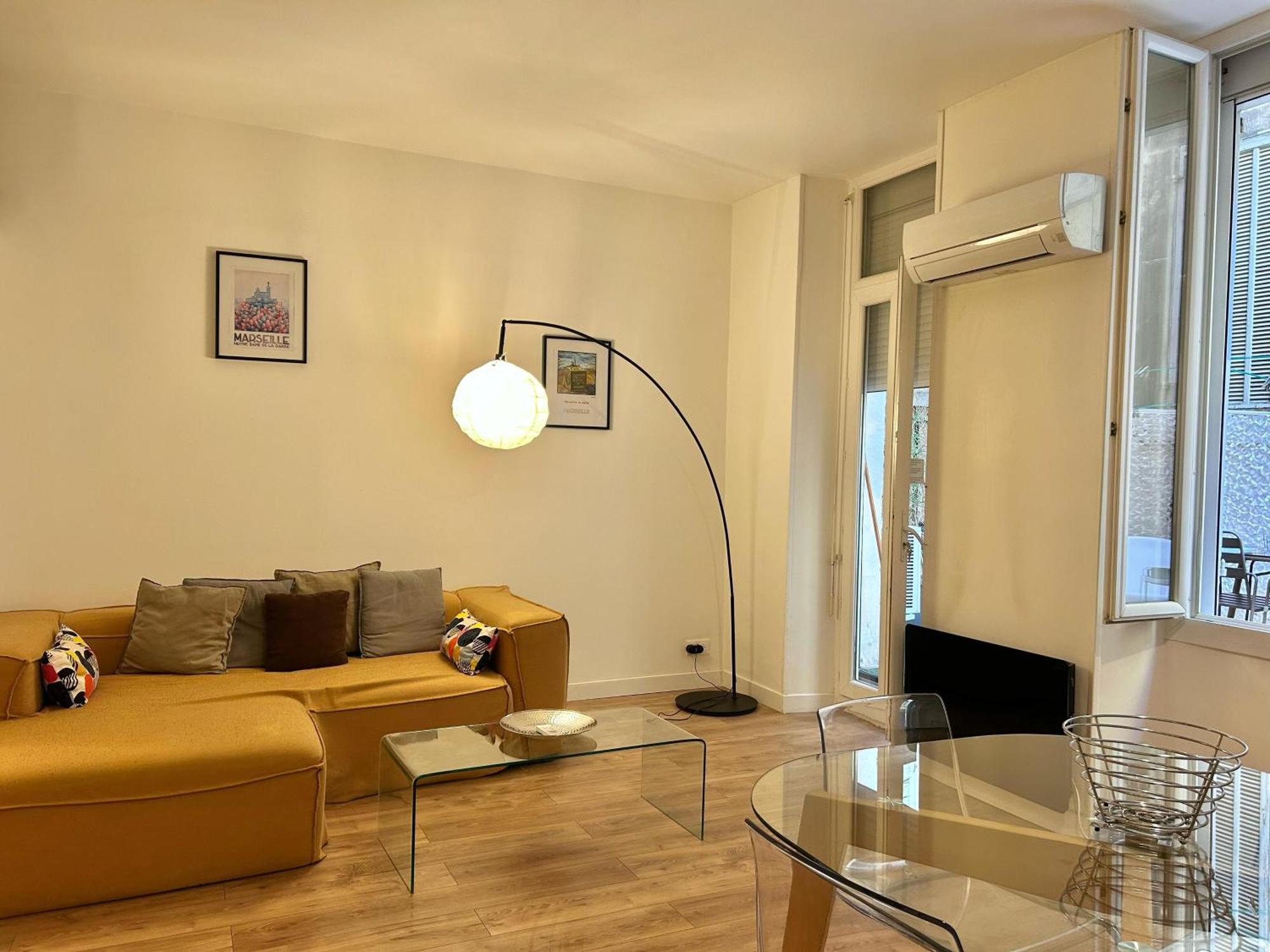 Chez Marie Et Romain- Appartement De Charme Au Coeur De La Joliette Proche Panier Centre Ville Marseille Eksteriør billede