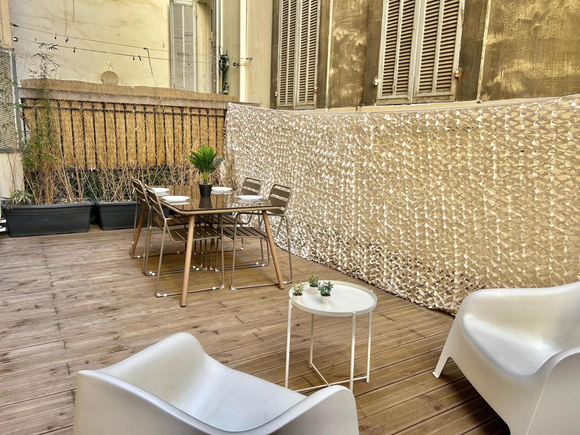 Chez Marie Et Romain- Appartement De Charme Au Coeur De La Joliette Proche Panier Centre Ville Marseille Eksteriør billede