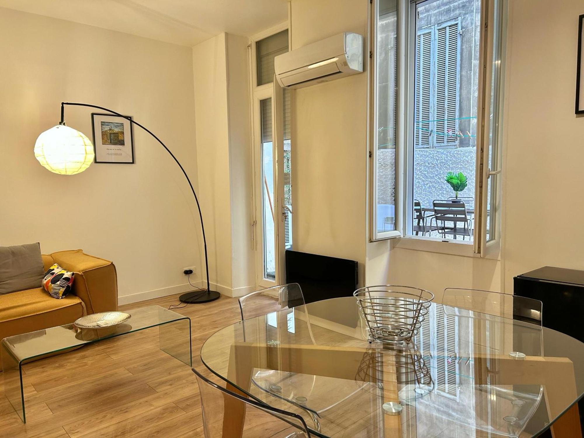 Chez Marie Et Romain- Appartement De Charme Au Coeur De La Joliette Proche Panier Centre Ville Marseille Eksteriør billede